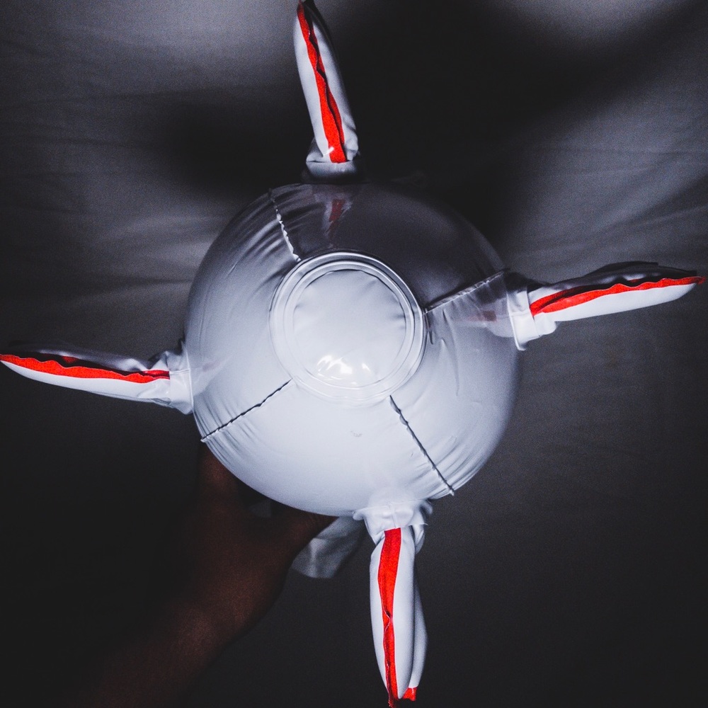 Supreme Blimp - Picture 3 of 8